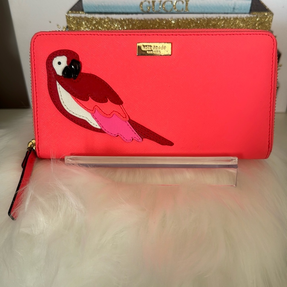 Kate Spade ♠️ Rare Parrot wallet NWOT talk the talk limited edition
